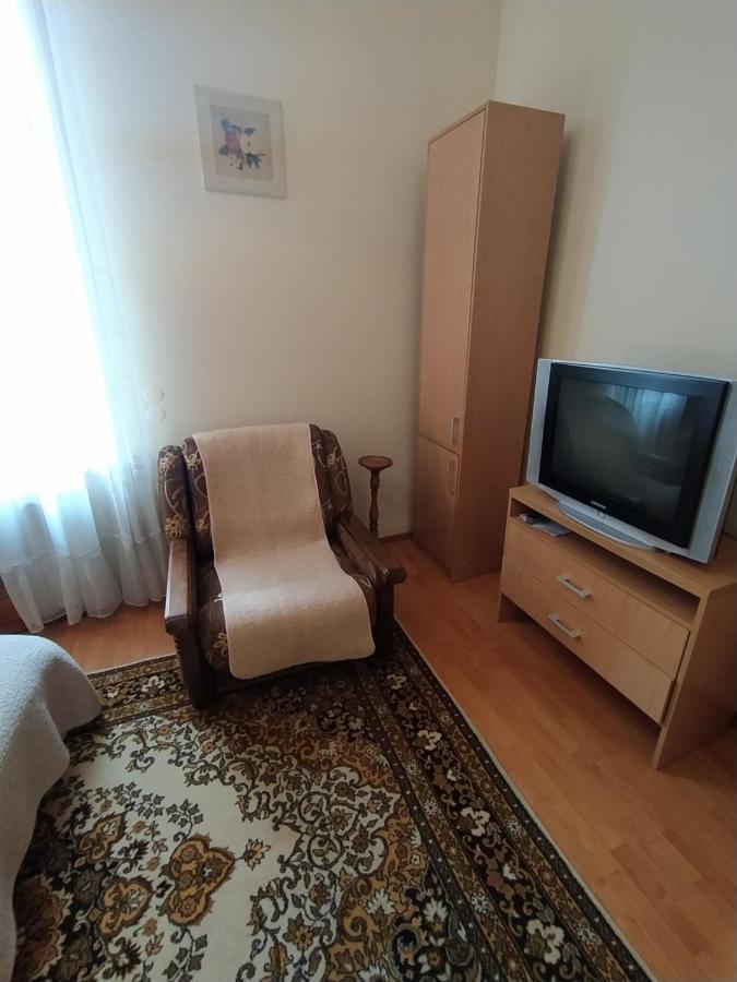 Lviv Rest Zelena Leilighet Eksteriør bilde
