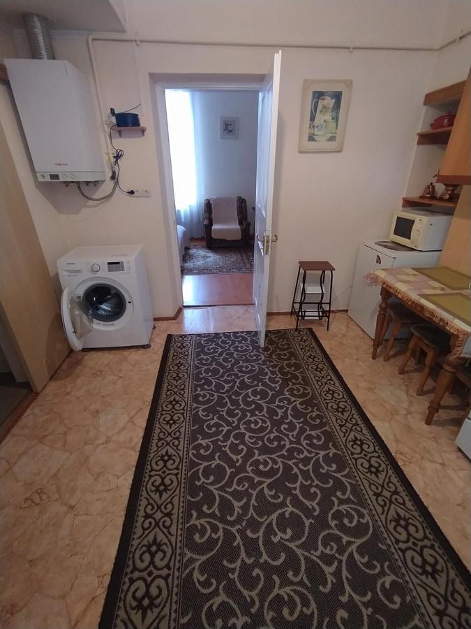 Lviv Rest Zelena Leilighet Eksteriør bilde